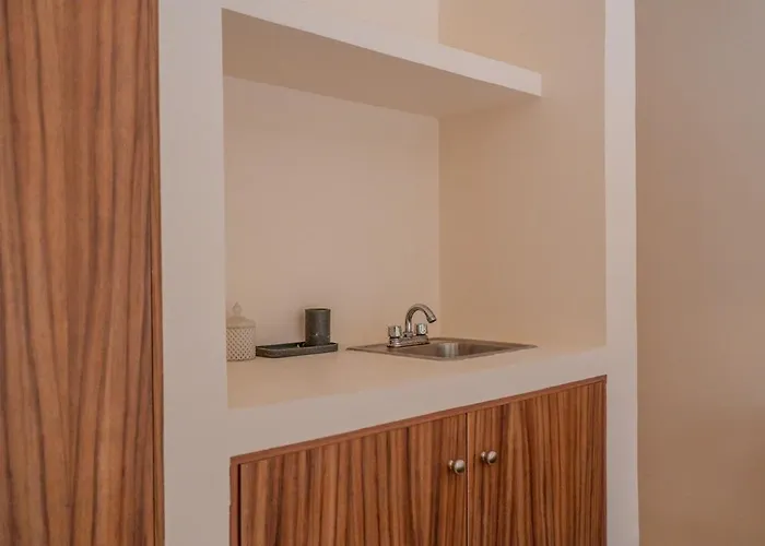 Modern With Pool Fast Wifi Perfect Apartment