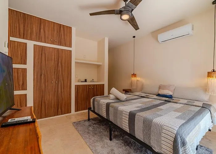 Apartment Modern With Pool Fast Wifi Perfect