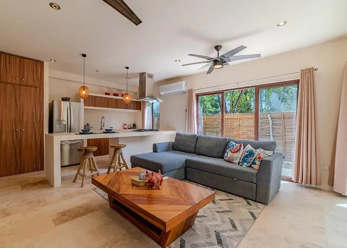 Apartment Modern With Pool Fast Wifi Perfect